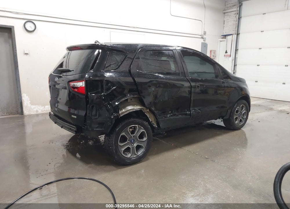 2018 FORD ECOSPORT S VIN: MAJ3P1RE8JC215015