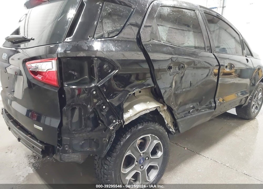 2018 FORD ECOSPORT S VIN: MAJ3P1RE8JC215015