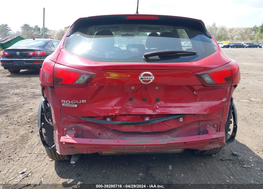 2018 NISSAN ROGUE SPORT S VIN: JN1BJ1CP0JW188461