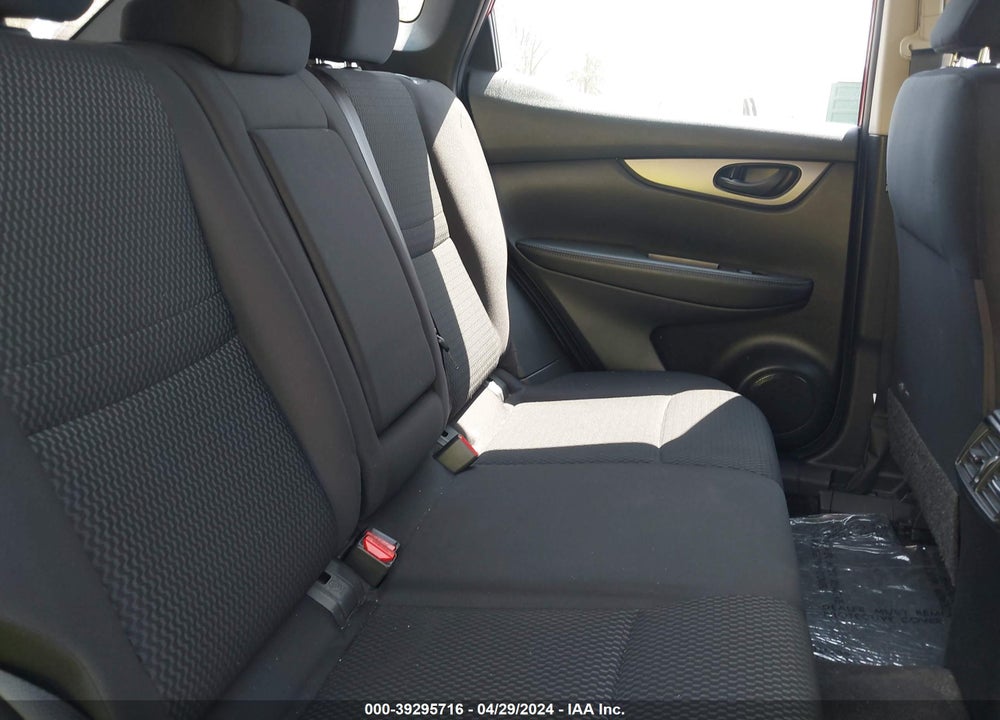 2018 NISSAN ROGUE SPORT S VIN: JN1BJ1CP0JW188461