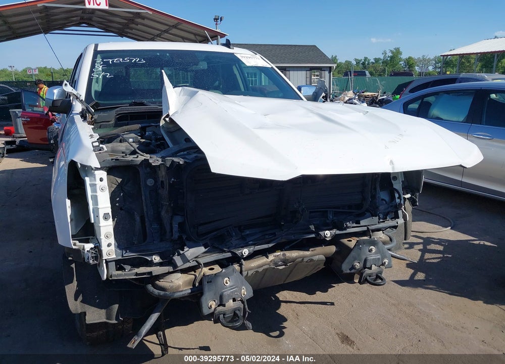 2018 CHEVROLET SILVERADO 1500 1LZ VIN: 3GCUKSECXJG236159