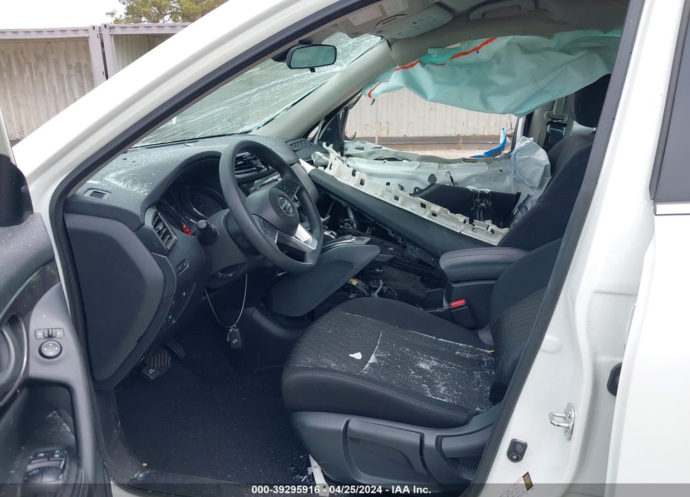 2019 NISSAN ROGUE S VIN: 5N1AT2MT2KC838894