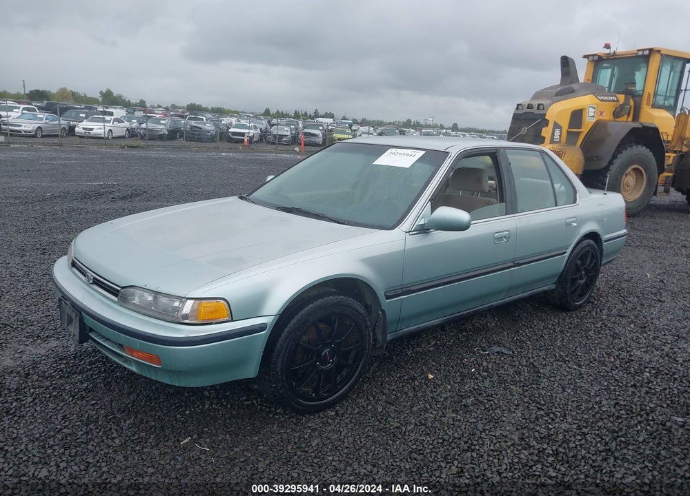 1992 HONDA ACCORD LX/EX VIN: JHMCB7652NC050180