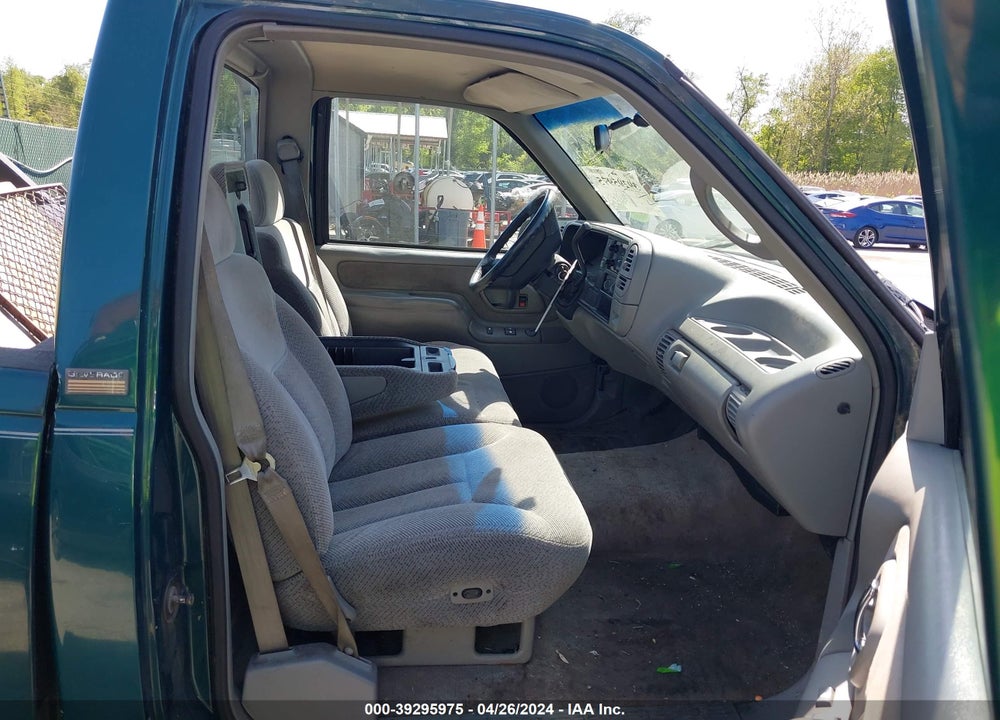 1996 CHEVROLET GMT-400 C1500 VIN: 1GCEC14M3TZ199450