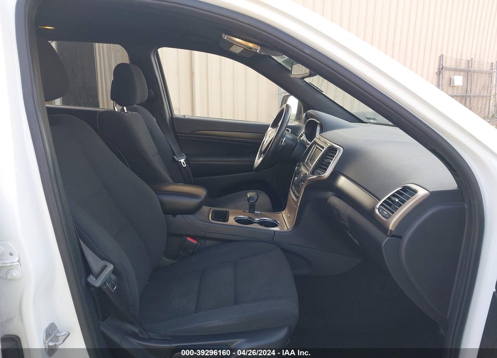 2015 JEEP GRAND CHEROKEE LAREDO VIN: 1C4RJFAG1FC889157