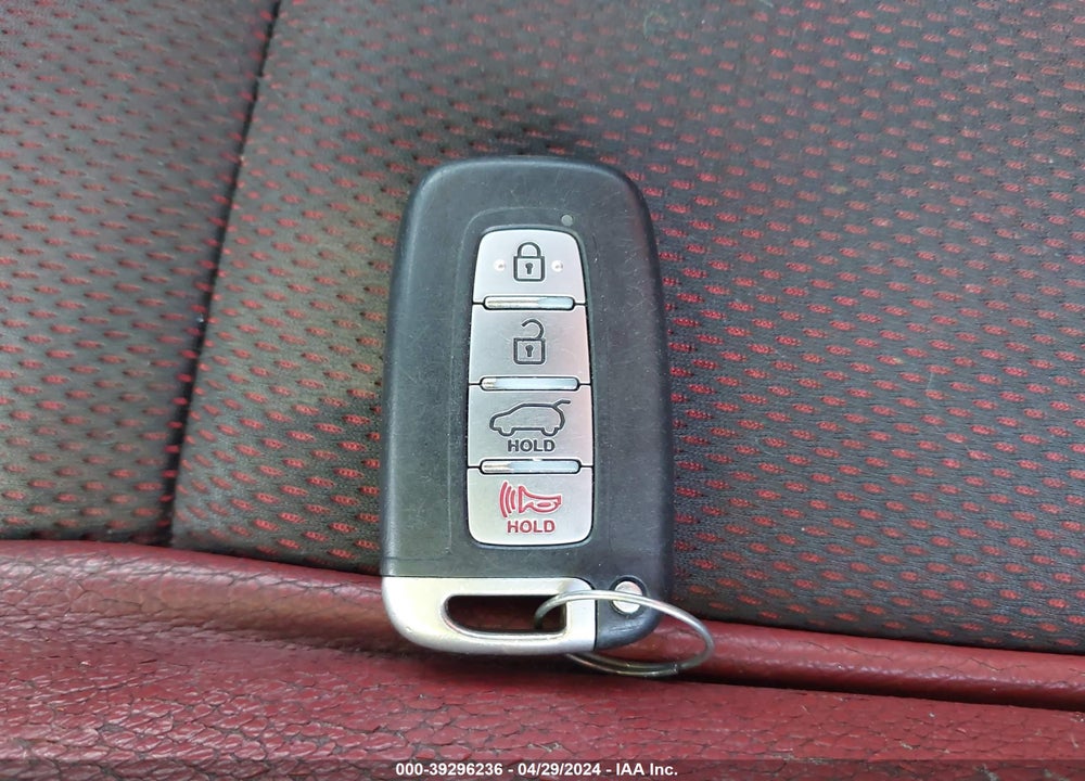 2013 HYUNDAI VELOSTER VIN: KMHTC6AD6DU167529