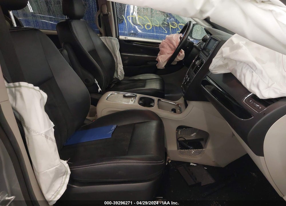 2019 DODGE GRAND CARAVAN SXT VIN: 2C4RDGCG1KR620801