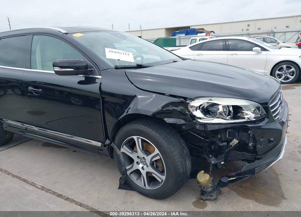 2014 VOLVO XC60 T6/T6 PLATINUM/T6 PREMIER PLUS/T6 R-DESIGN/T6 R-DESIGN PLATINUM/T6 R-DESIGN PREMIER PLUS VIN: YV4902DZ6E2535922