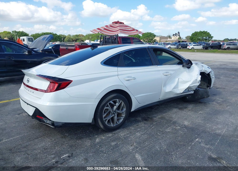 2021 HYUNDAI SONATA SEL VIN: 5NPEF4JA1MH085698