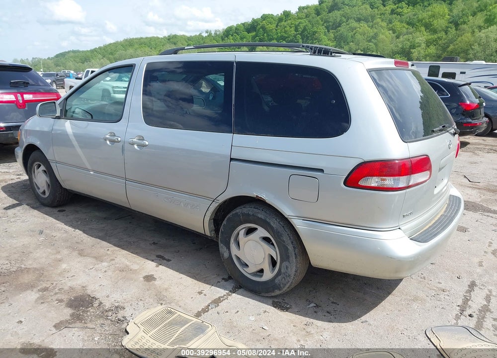 2002 TOYOTA SIENNA LE VIN: 4T3ZF13C92U496173