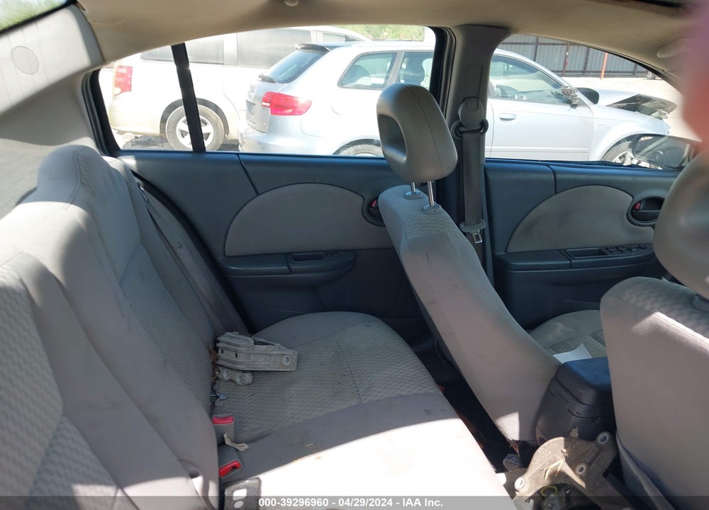 2005 SATURN ION 2 VIN: 1G8AZ52F85Z163565