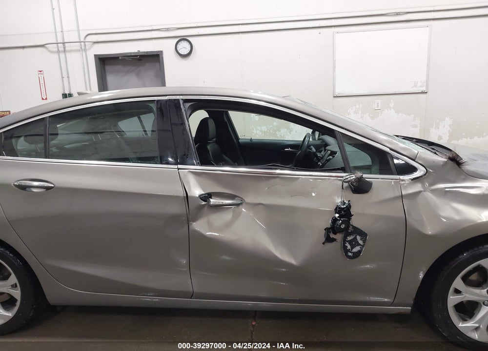 2018 CHEVROLET CRUZE PREMIER AUTO VIN: 1G1BF5SM3J7193296
