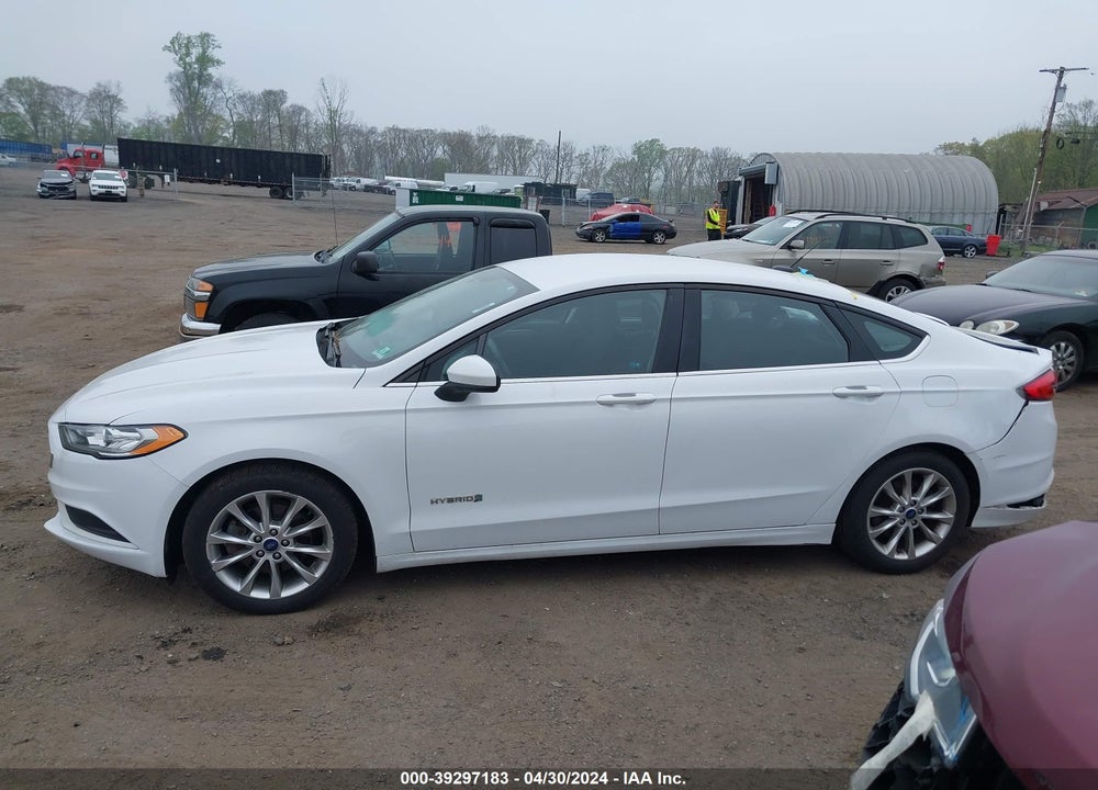 2017 FORD FUSION HYBRID SE VIN: 3FA6P0LUXHR243448