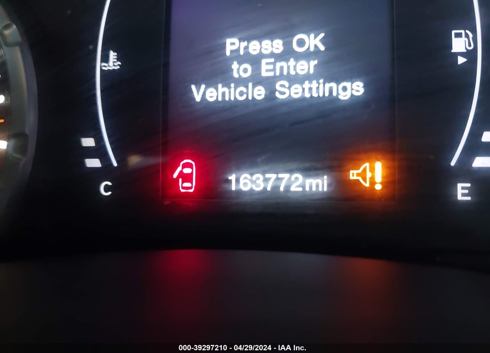 2018 JEEP RENEGADE LATITUDE 4X4 VIN: ZACCJBBB4JPH15511