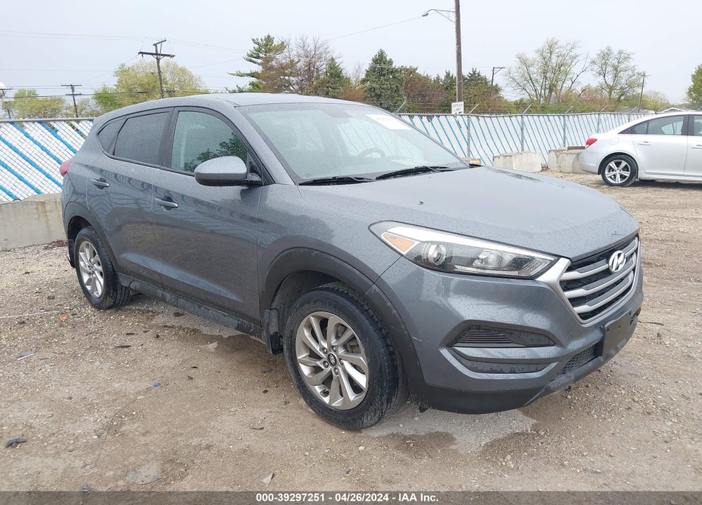 2018 HYUNDAI TUCSON SE VIN: KM8J2CA48JU677949
