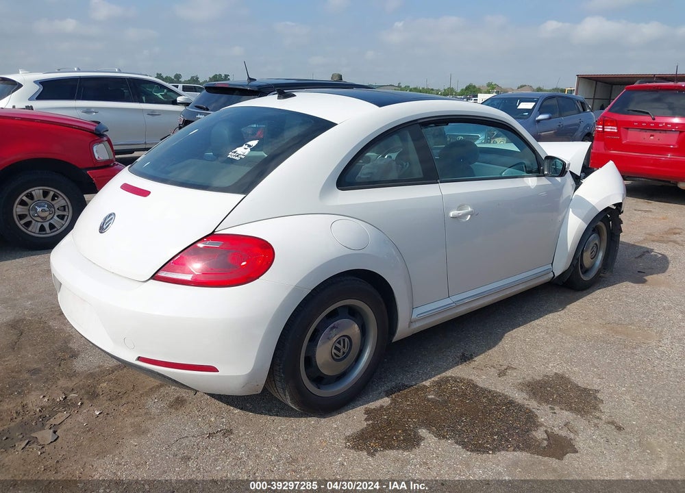 2012 VOLKSWAGEN BEETLE 2.5L VIN: 3VWJX7AT8CM664658