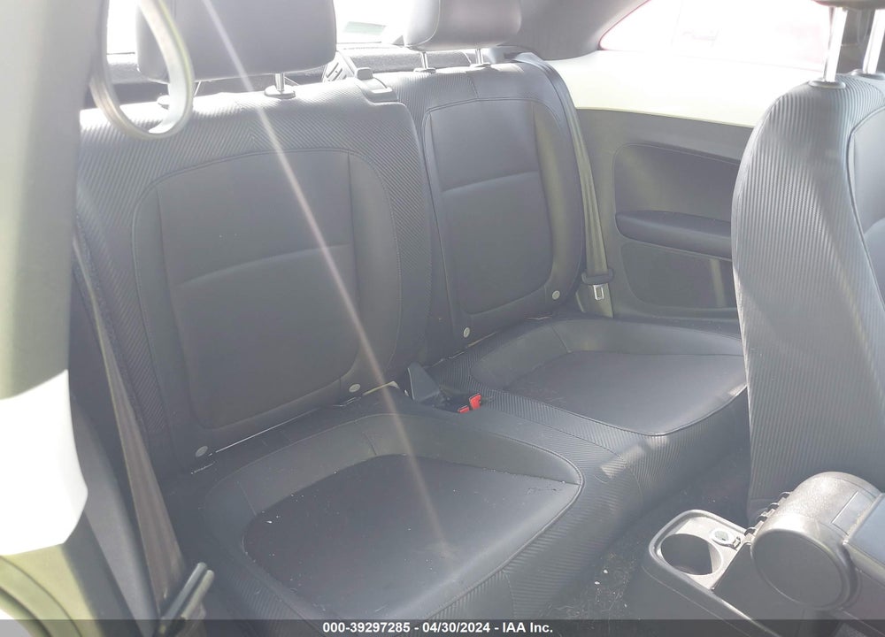 2012 VOLKSWAGEN BEETLE 2.5L VIN: 3VWJX7AT8CM664658