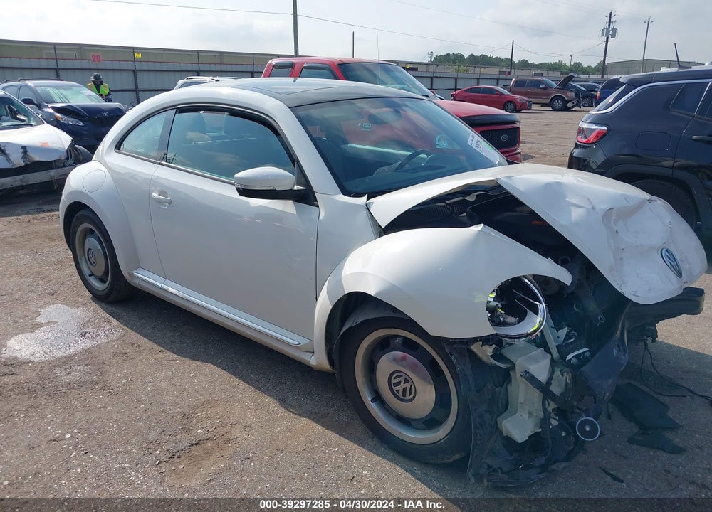 2012 VOLKSWAGEN BEETLE 2.5L VIN: 3VWJX7AT8CM664658