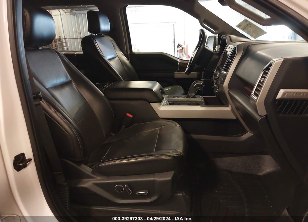 2016 FORD F-150 LARIAT VIN: 1FTEW1EF0GKE44551