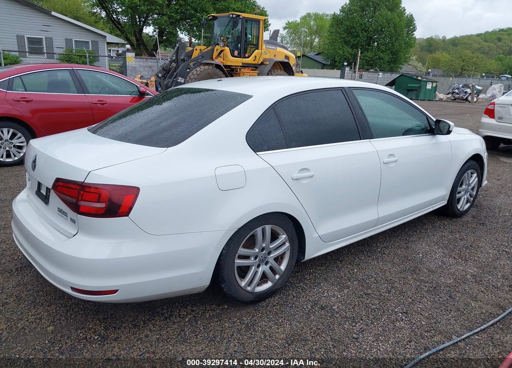 2017 VOLKSWAGEN JETTA VIN: 3VW2B7AJ8HM284521