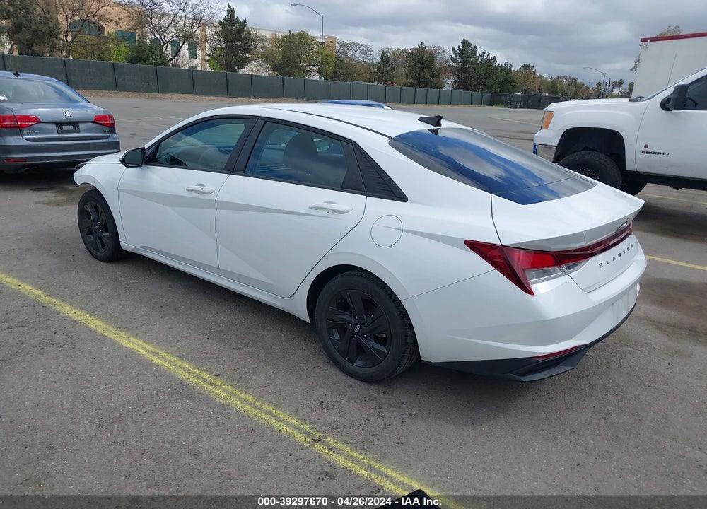 2021 HYUNDAI ELANTRA SEL VIN: 5NPLM4AG9MH032930