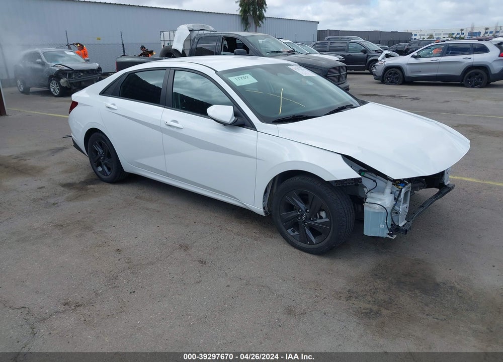 2021 HYUNDAI ELANTRA SEL VIN: 5NPLM4AG9MH032930