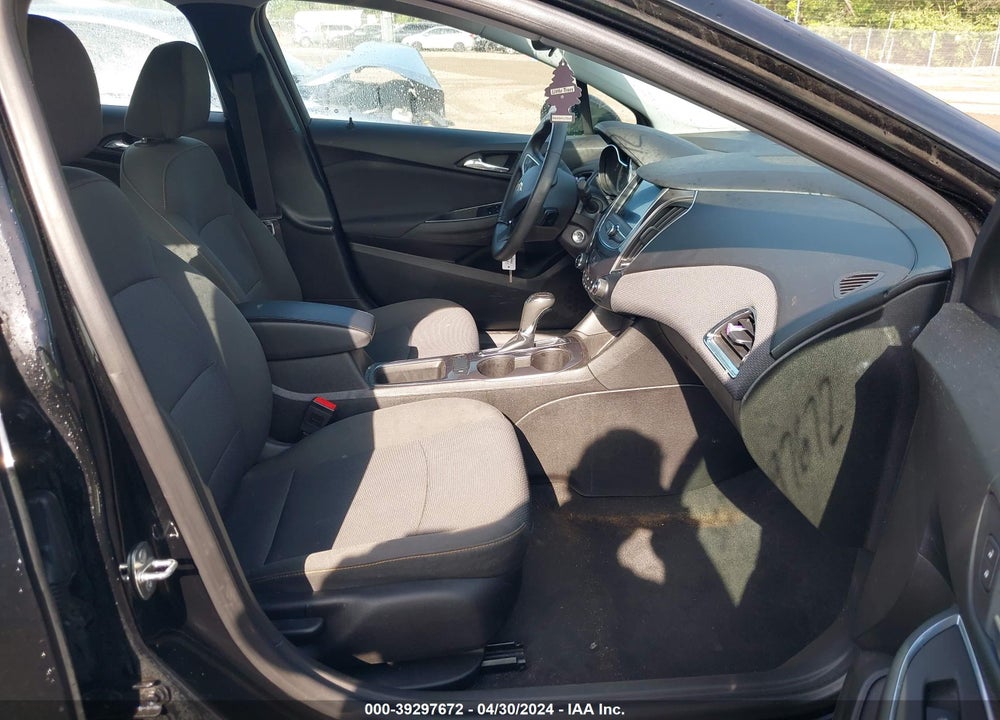 2019 CHEVROLET CRUZE LS VIN: 3G1BC6SM0KS527723