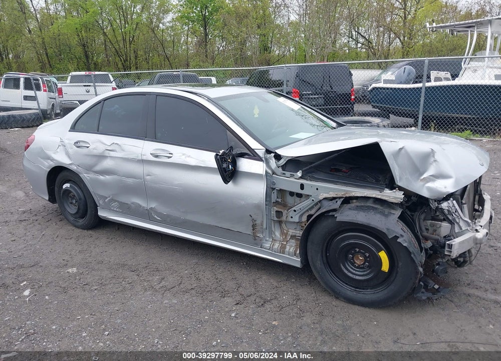 2018 MERCEDES-BENZ C 300 VIN: 55SWF4JB4JU264579