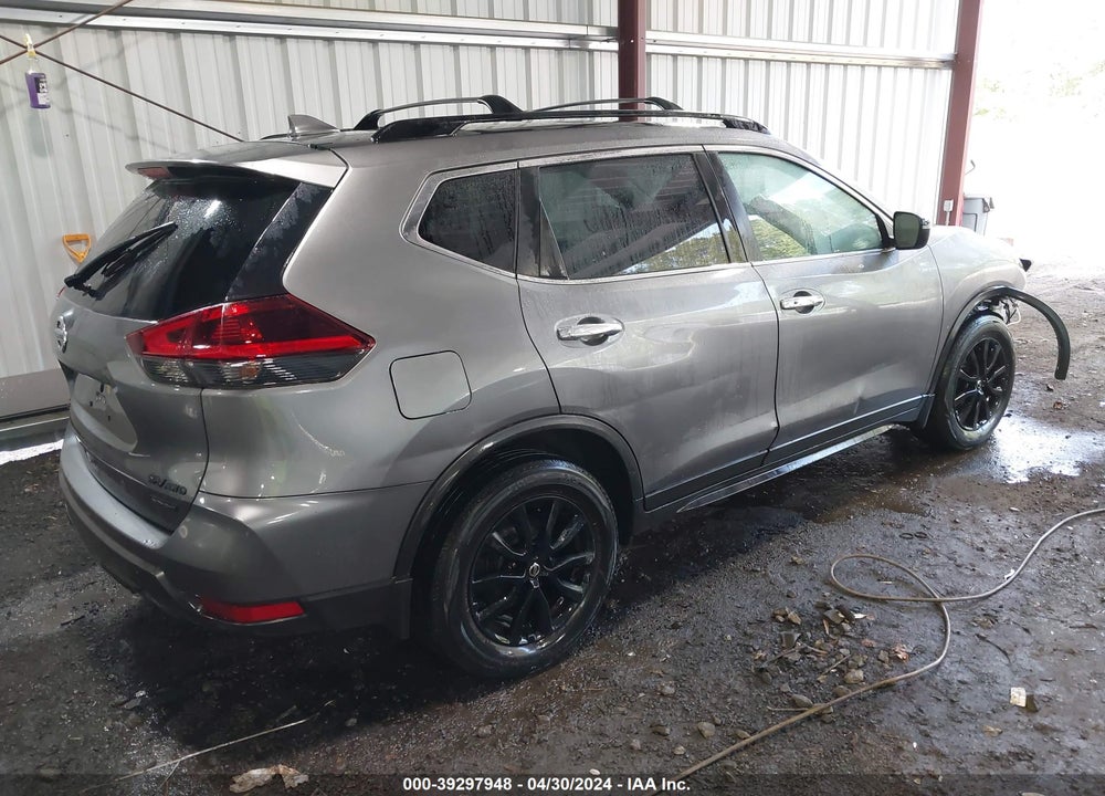 2018 NISSAN ROGUE SV VIN: 5N1AT2MV9JC731776