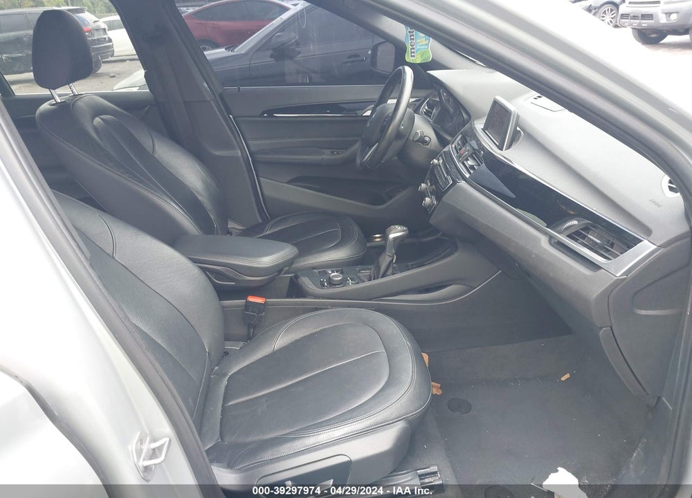 2018 BMW X1 SDRIVE28I VIN: WBXHU7C34J5H39355