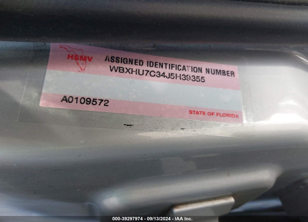 2018 BMW X1 SDRIVE28I VIN: WBXHU7C34J5H39355