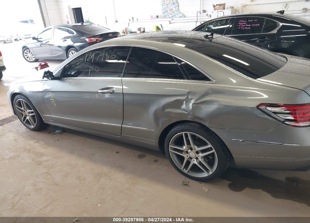 2015 MERCEDES-BENZ E 400 4MATIC VIN: WDDKJ6HB5FF307402