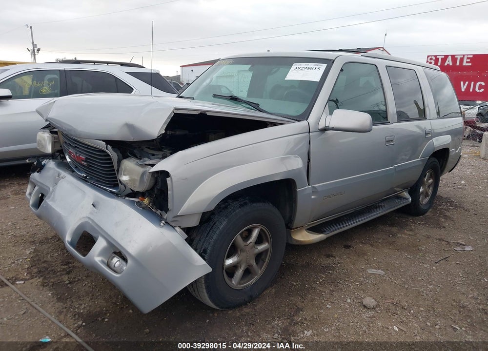 2000 GMC YUKON DENALI VIN: 1GKEK13R2YR101021