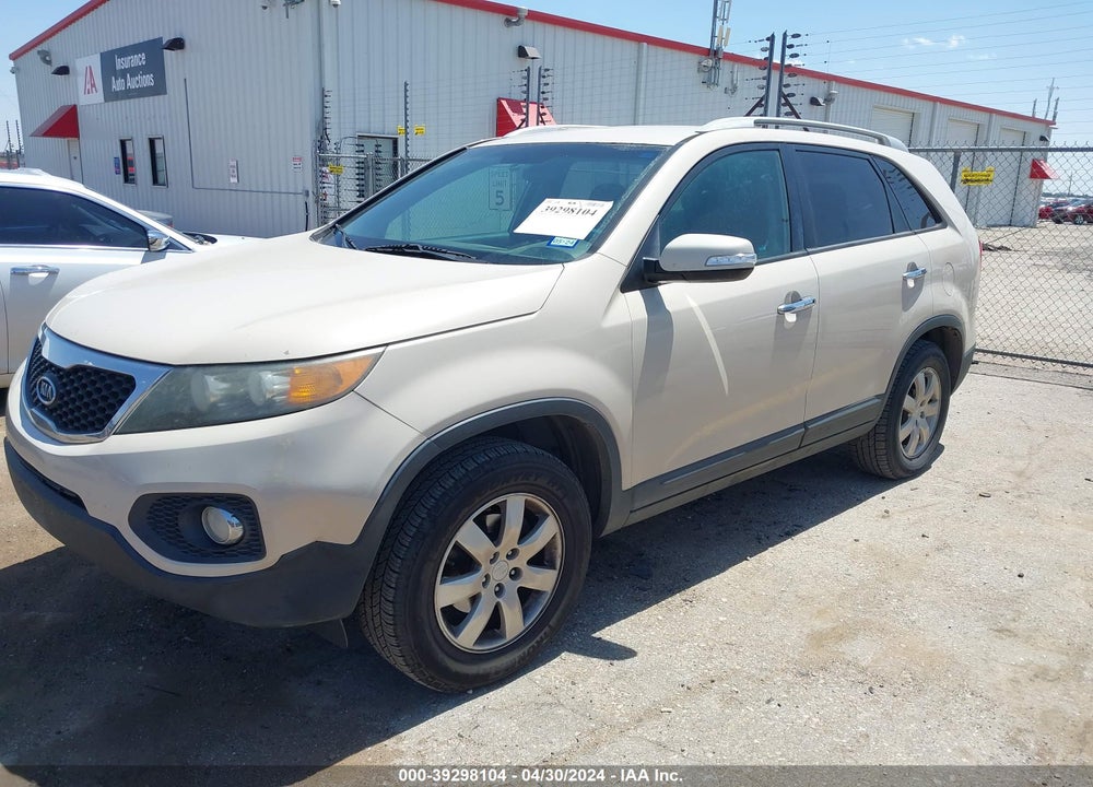 2011 KIA SORENTO LX VIN: 5XYKT3A14BG078626