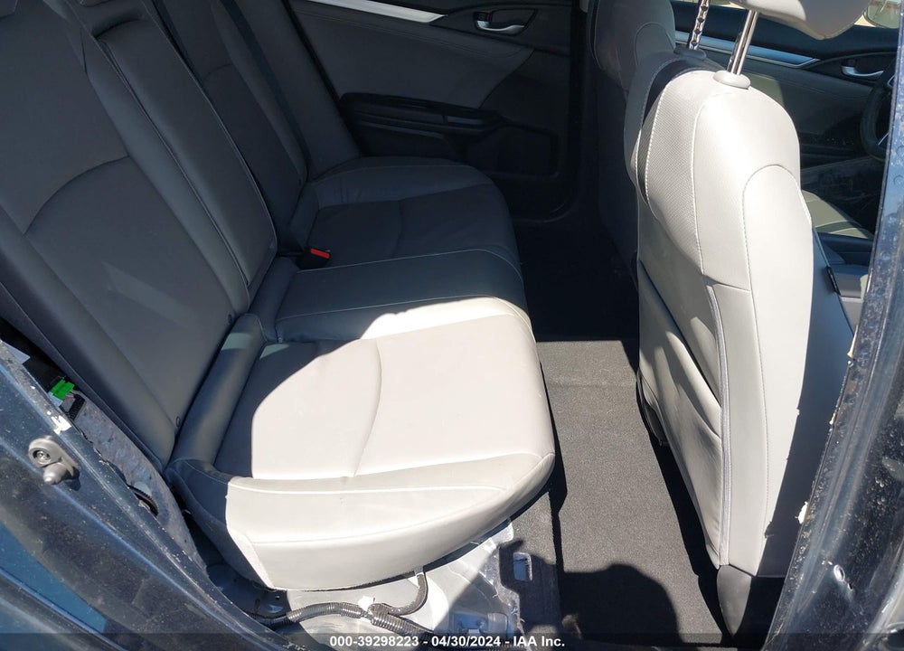 2018 HONDA CIVIC EX-L VIN: JHMFC1F89JX000185