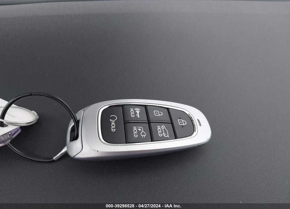 2023 HYUNDAI IONIQ 5 SEL VIN: KM8KNDAF7PU218200