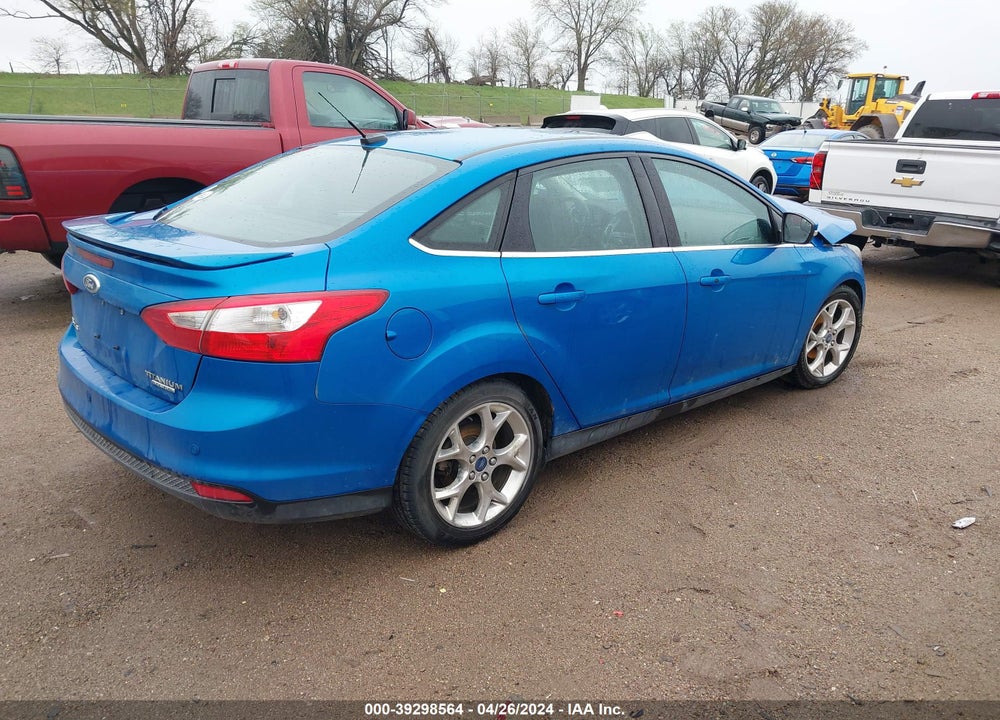 2014 FORD FOCUS TITANIUM VIN: 1FADP3J29EL169430