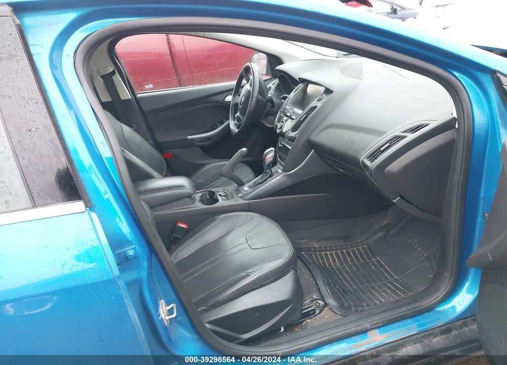 2014 FORD FOCUS TITANIUM VIN: 1FADP3J29EL169430