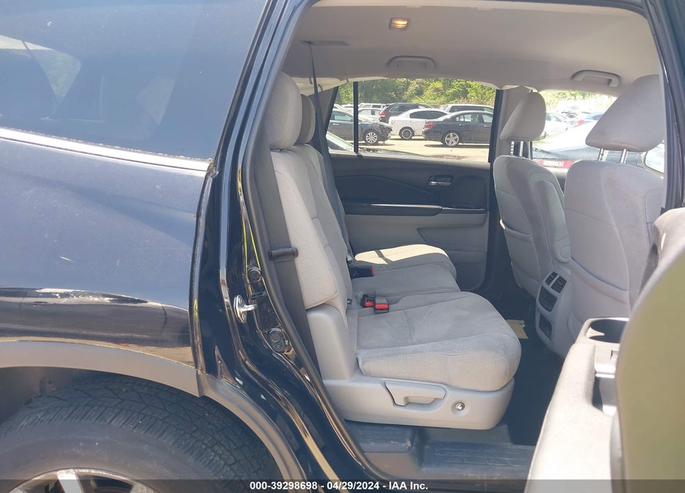 2019 HONDA PILOT EX VIN: 5FNYF6H30KB048055