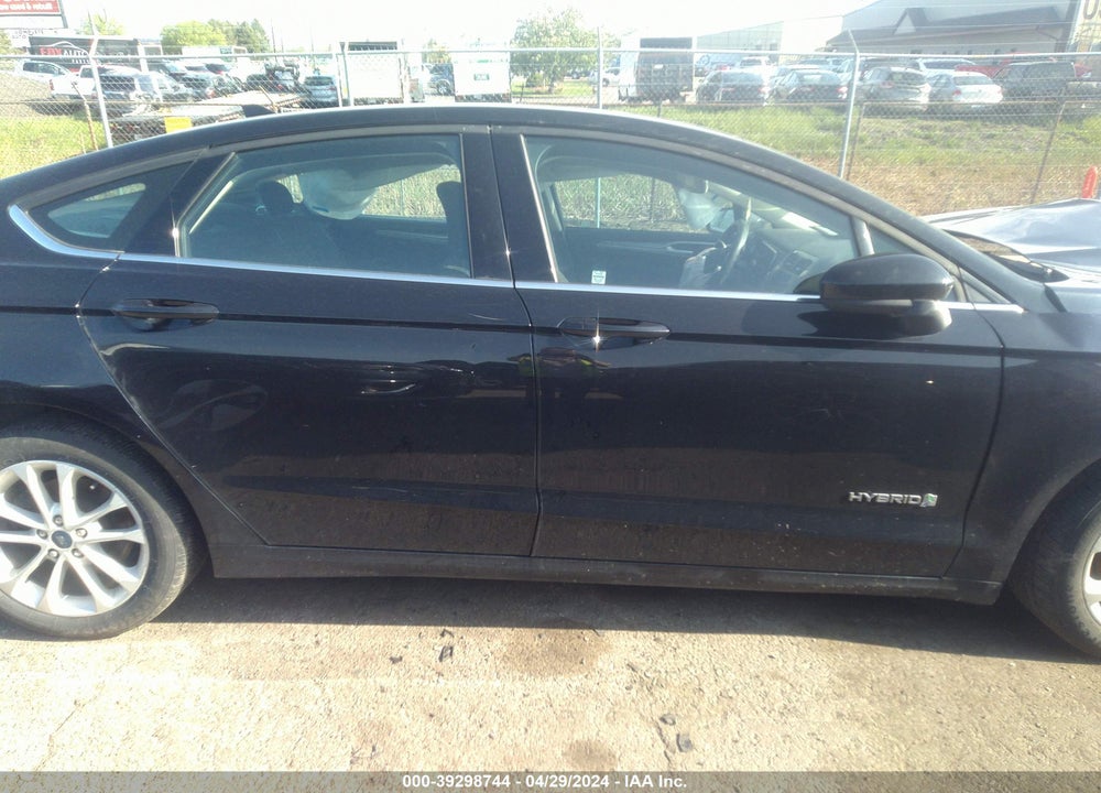 2019 FORD FUSION HYBRID SE VIN: 3FA6P0LU1KR113209