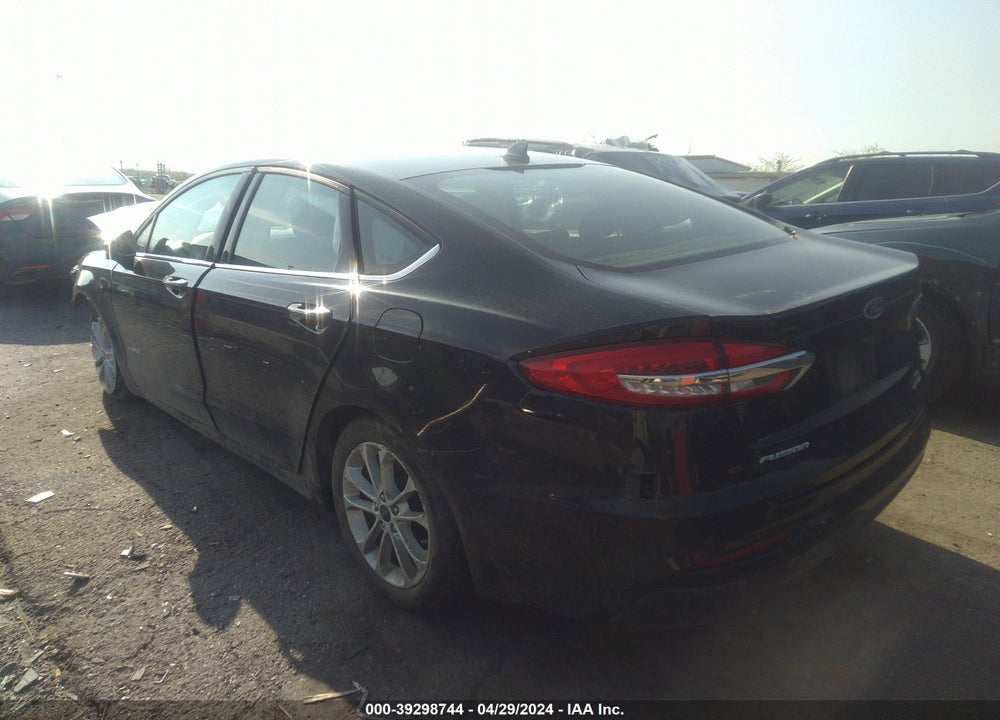 2019 FORD FUSION HYBRID SE VIN: 3FA6P0LU1KR113209