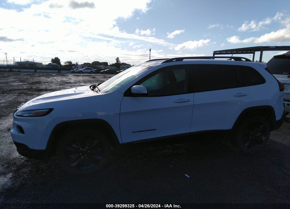 2018 JEEP CHEROKEE LATITUDE FWD VIN: 1C4PJLCBXJD560919