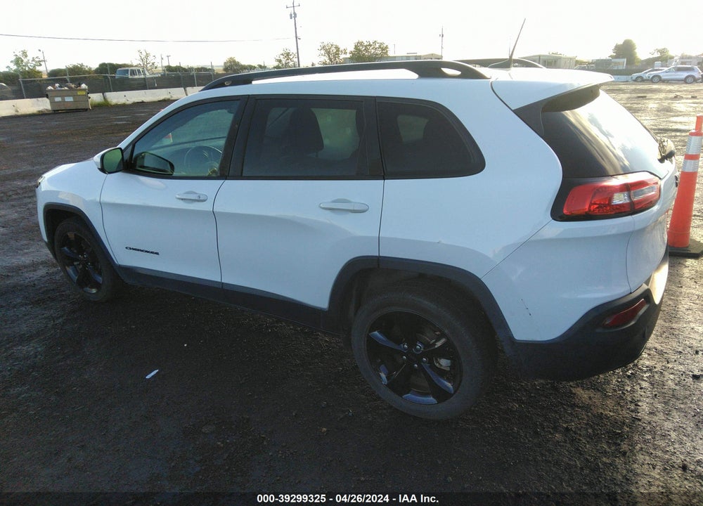 2018 JEEP CHEROKEE LATITUDE FWD VIN: 1C4PJLCBXJD560919