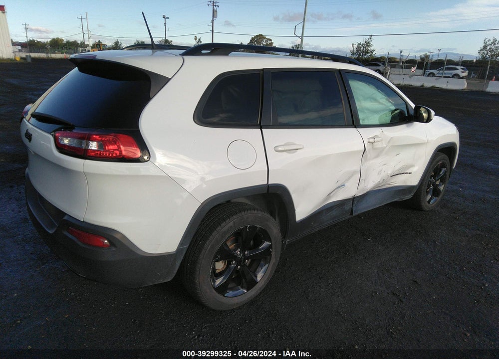 2018 JEEP CHEROKEE LATITUDE FWD VIN: 1C4PJLCBXJD560919