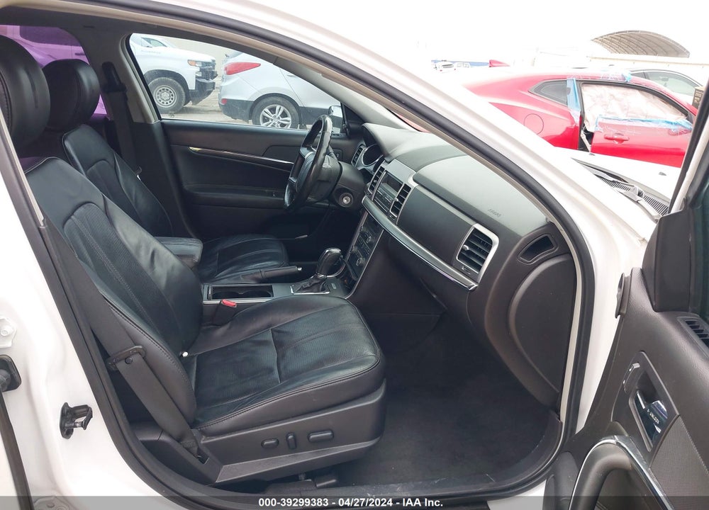 2011 LINCOLN MKZ VIN: 3LNHL2GC0BR770526