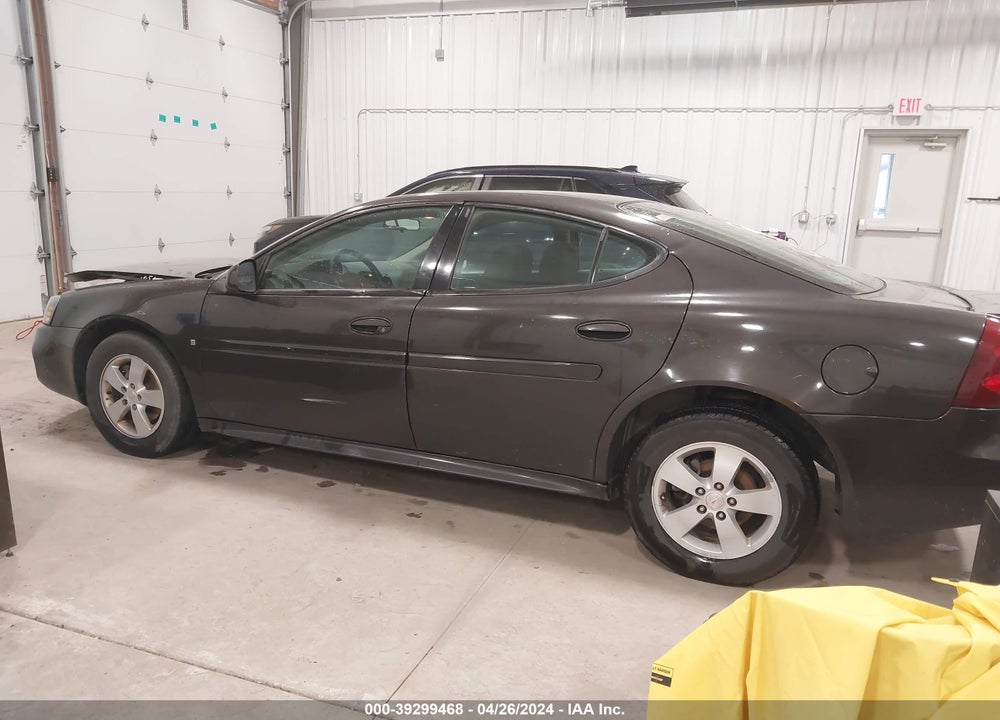 2008 PONTIAC GRAND PRIX VIN: 2G2WP552481137573