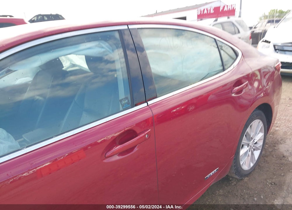 2013 LEXUS ES 300H VIN: JTHBW1GG0D2016899