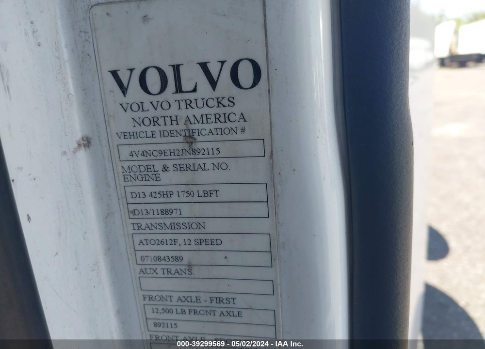 2018 VOLVO VNL VIN: 4V4NC9EH2JN892115