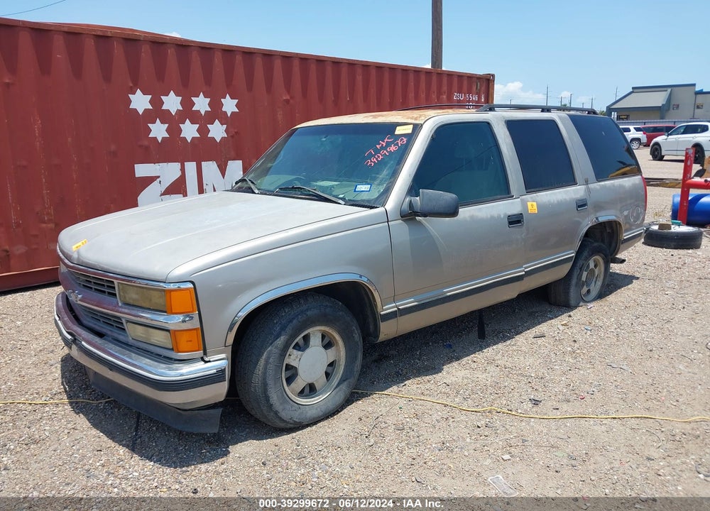 1999 CHEVROLET TAHOE LT VIN: 1GNEC13R2XJ463458