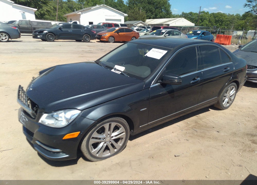 2012 MERCEDES-BENZ C 250 LUXURY/SPORT VIN: WDDGF4HB0CA627800